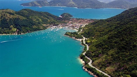 House in Cond Ubatuba Saco da Ribeira