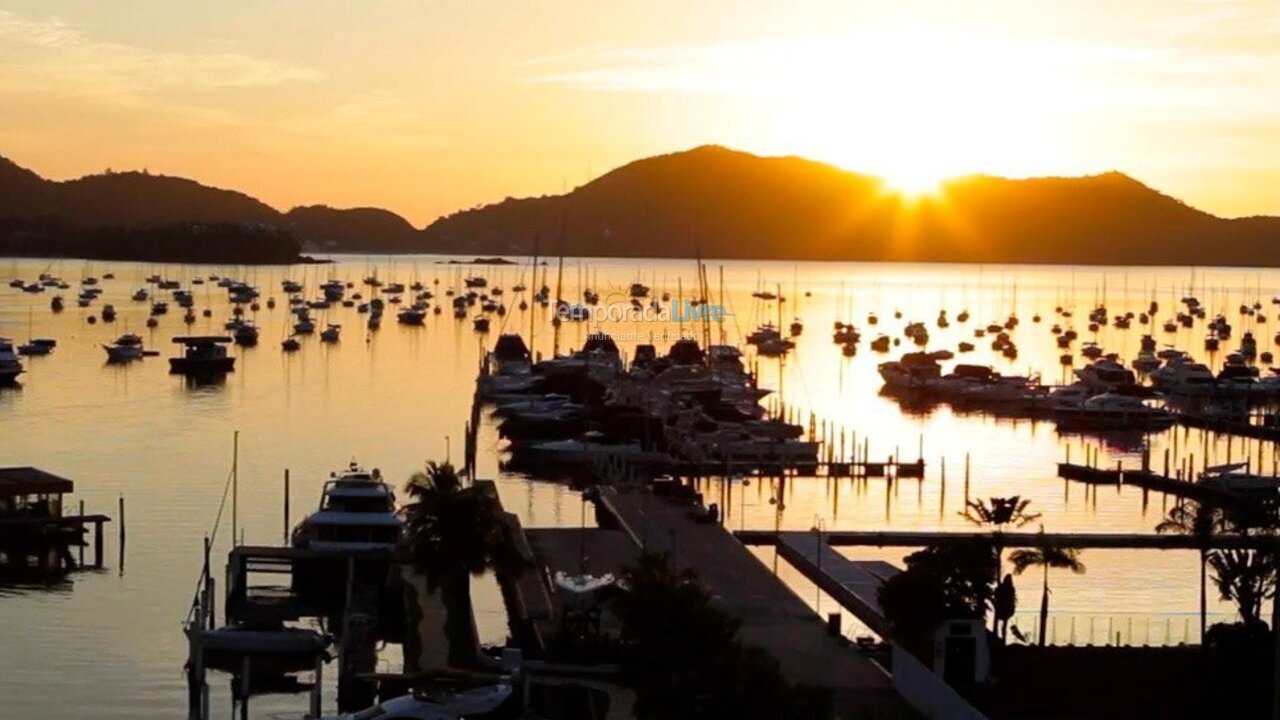 Casa para alquiler de vacaciones em Ubatuba (Saco da Ribeira)