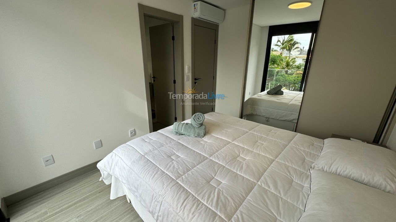 Casa para aluguel de temporada em Florianopolis (Jurerê Internacional)
