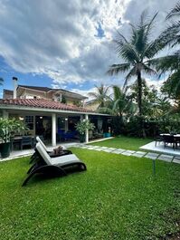 Casa para alugar em São Sebastião - Juquehy