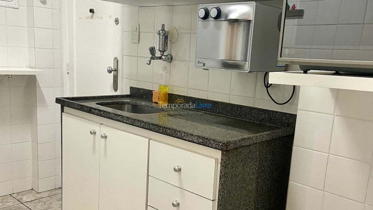 Apartamento para aluguel de temporada em Rio de Janeiro (Arpoador Ipanema)
