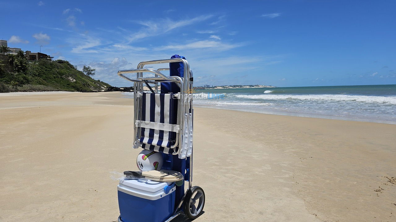 Apartamento para aluguel de temporada em Parnamirim (Praia de Pirangi do Norte)