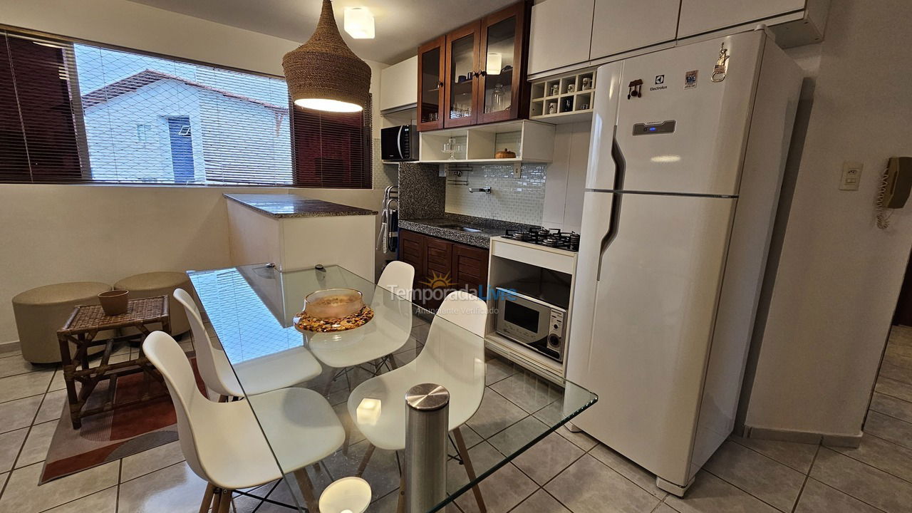 Apartamento para aluguel de temporada em Parnamirim (Praia de Pirangi do Norte)