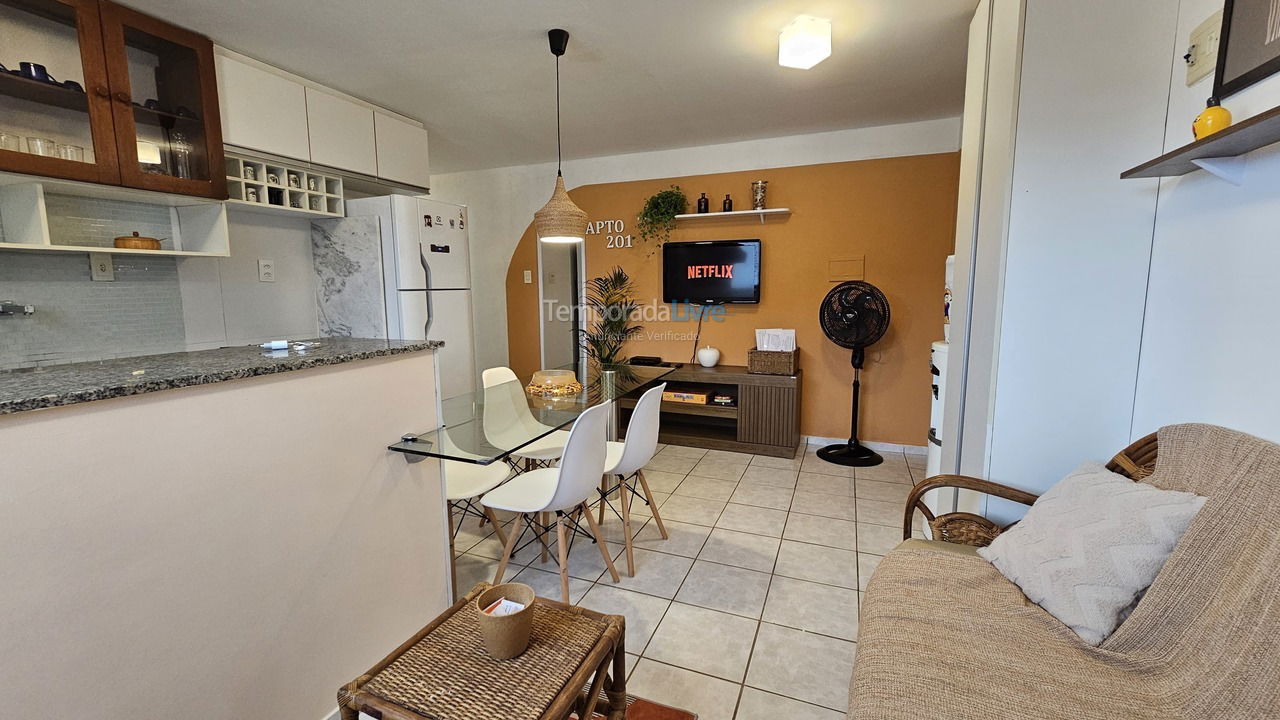 Apartamento para aluguel de temporada em Parnamirim (Praia de Pirangi do Norte)