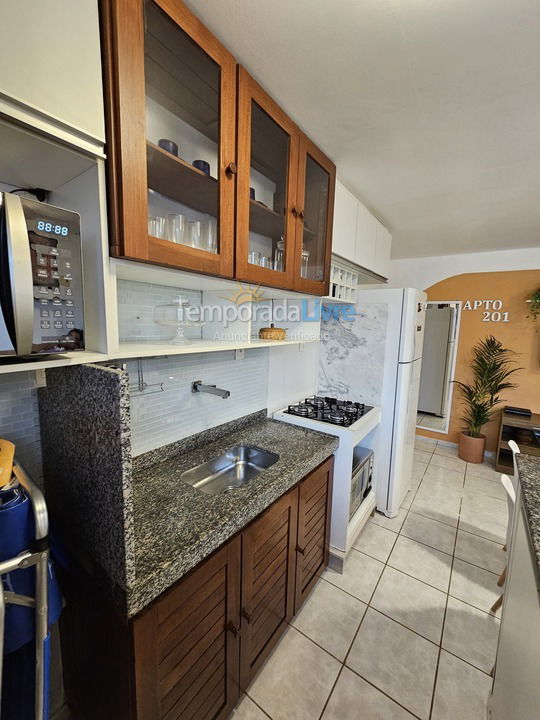 Apartamento para aluguel de temporada em Parnamirim (Praia de Pirangi do Norte)