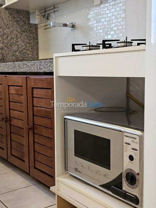 Apartamento para aluguel de temporada em Parnamirim (Praia de Pirangi do Norte)