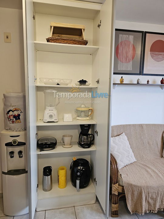 Apartamento para aluguel de temporada em Parnamirim (Praia de Pirangi do Norte)