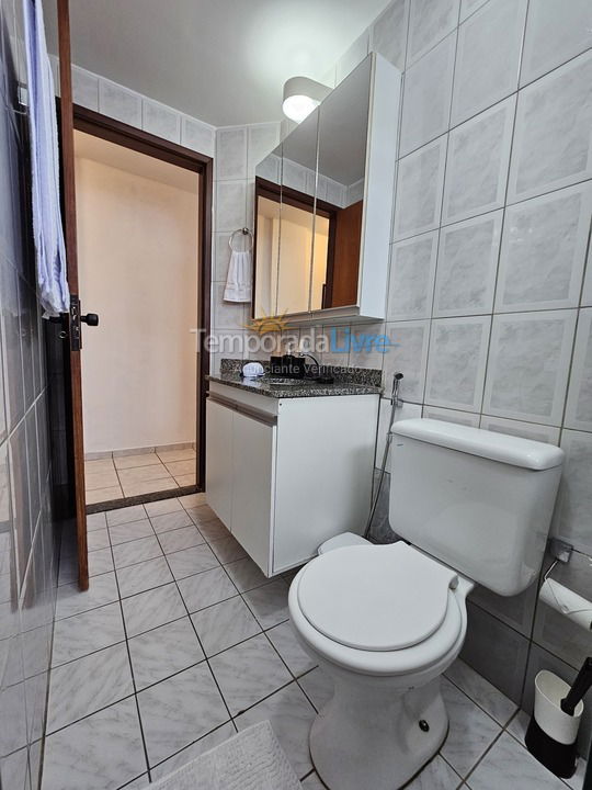 Apartamento para aluguel de temporada em Parnamirim (Praia de Pirangi do Norte)