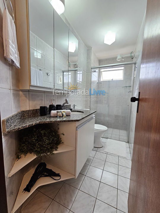 Apartamento para aluguel de temporada em Parnamirim (Praia de Pirangi do Norte)