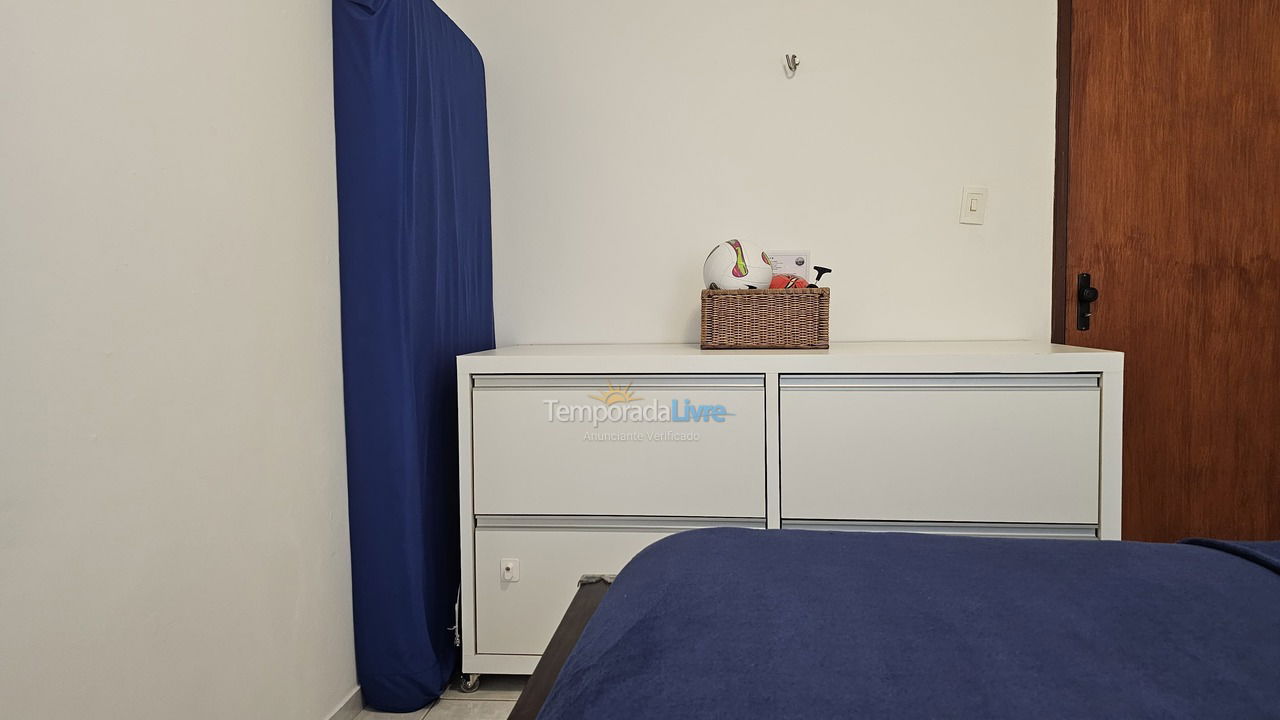 Apartamento para aluguel de temporada em Parnamirim (Praia de Pirangi do Norte)