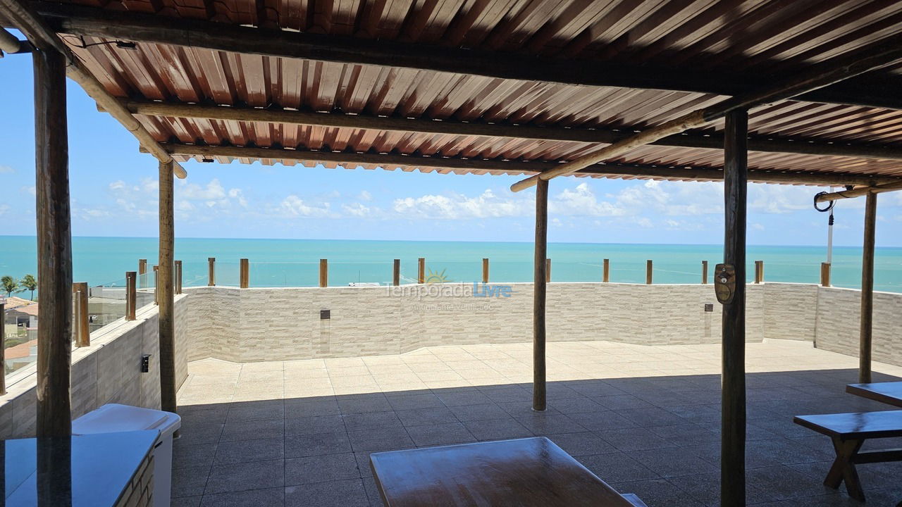 Apartamento para aluguel de temporada em Parnamirim (Praia de Pirangi do Norte)