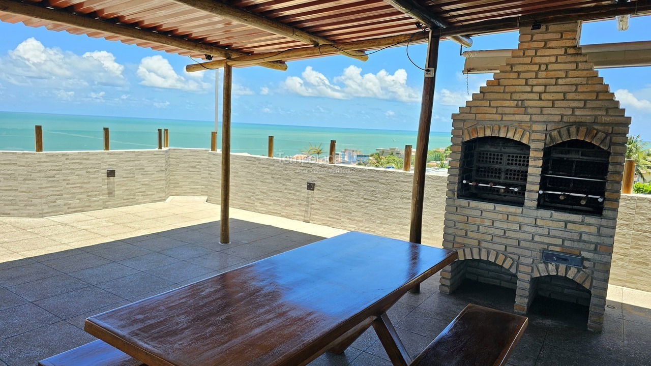 Apartamento para aluguel de temporada em Parnamirim (Praia de Pirangi do Norte)
