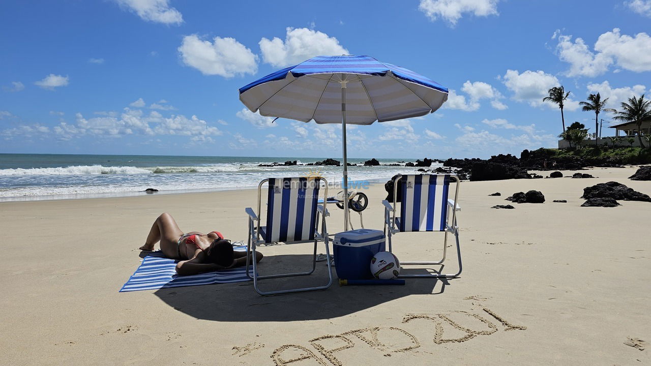 Apartamento para aluguel de temporada em Parnamirim (Praia de Pirangi do Norte)