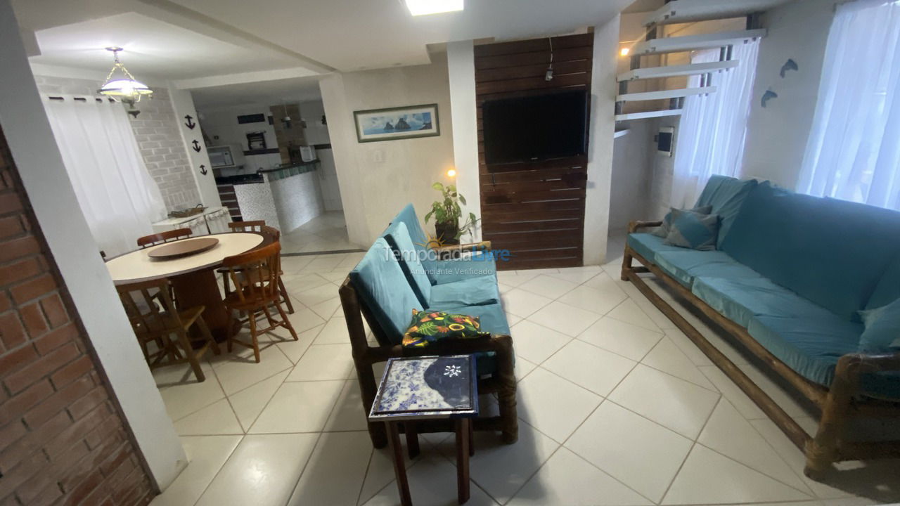 House for vacation rental in Guaratuba (Coroados)