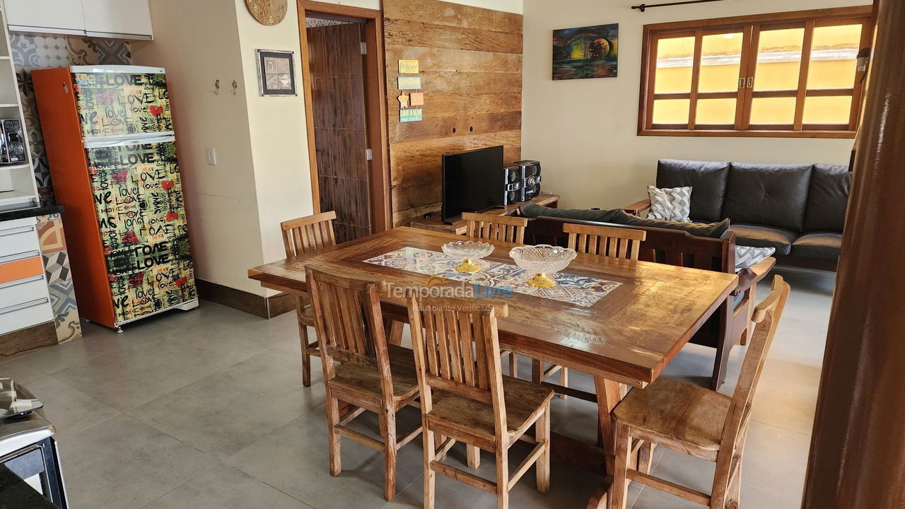 Casa para alquiler de vacaciones em Caraguatatuba (Massaguaçu)
