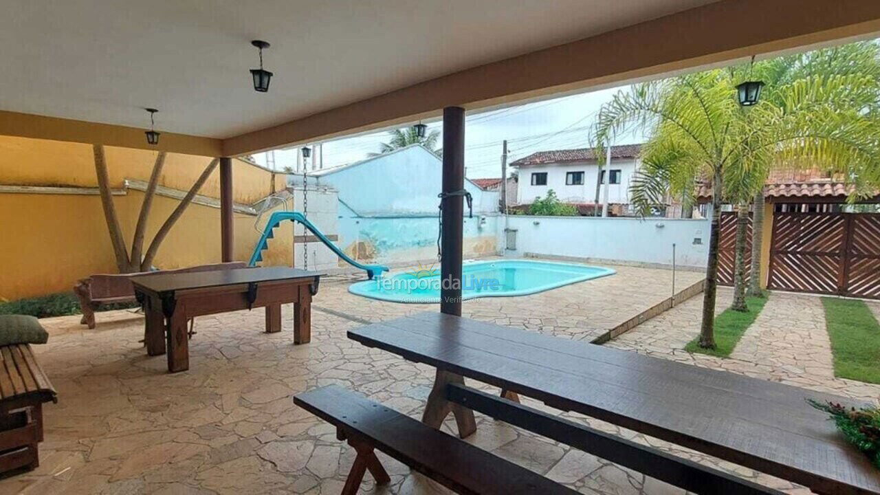 Casa para alquiler de vacaciones em Caraguatatuba (Massaguaçu)