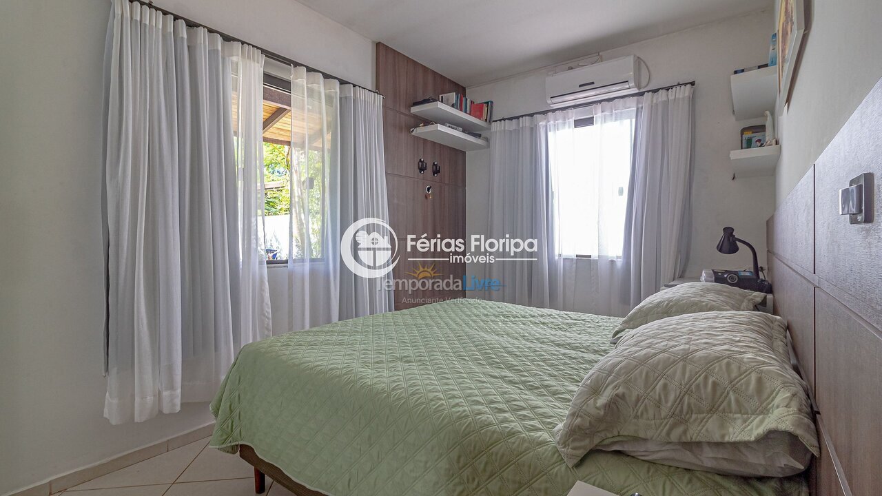 House for vacation rental in Florianópolis (Praia dos Açores)