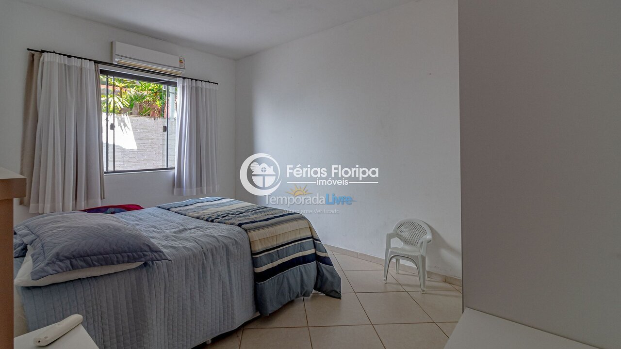 House for vacation rental in Florianópolis (Praia dos Açores)