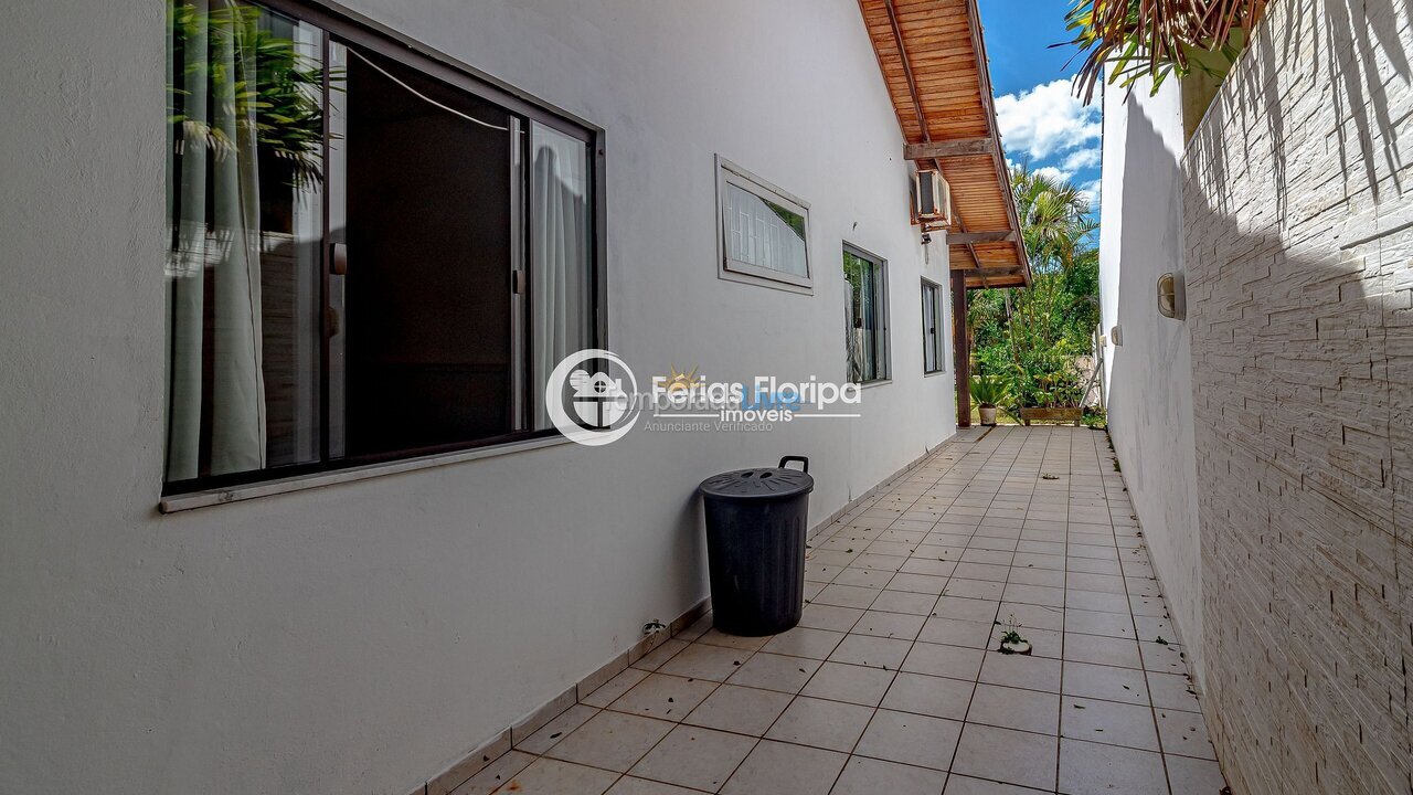 House for vacation rental in Florianópolis (Praia dos Açores)