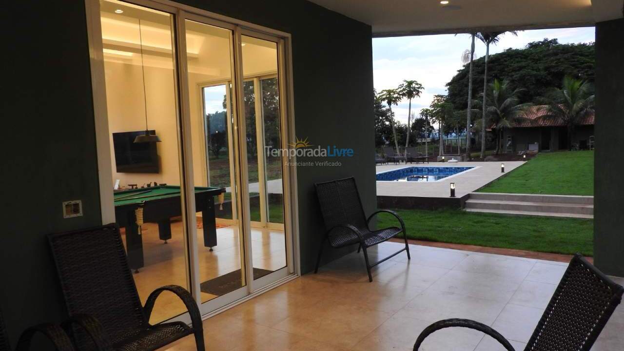Casa para aluguel de temporada em Cesário Lange (Haras Vtp)