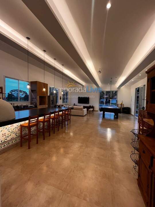 Casa para aluguel de temporada em Cesário Lange (Haras Vtp)