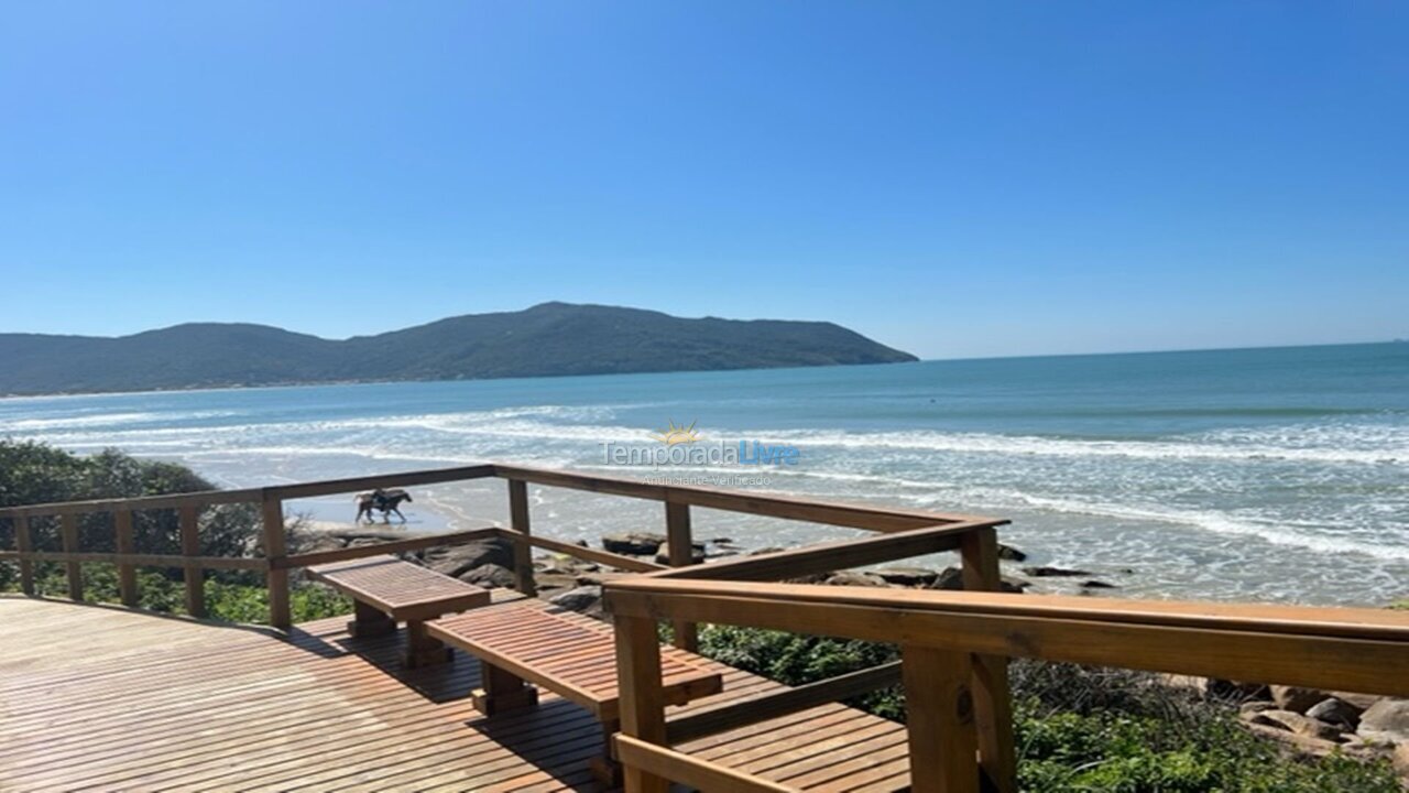 House for vacation rental in Florianópolis (Praia dos Açores)