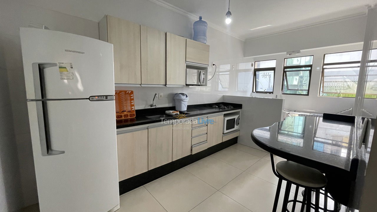 Apartment for vacation rental in Itapema (Meia Praia Quadra do Mar)