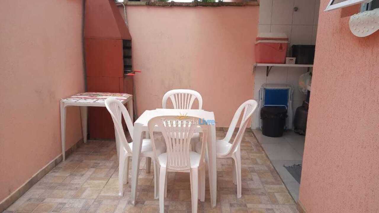 Apartamento para aluguel de temporada em Bertioga (Praia do Indaiá)