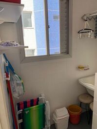 1 Dormitorio Vista Lateral com Pé na Areia