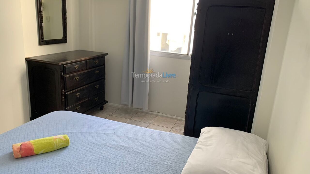 Apartamento para aluguel de temporada em Balneário Camboriú (Centro)