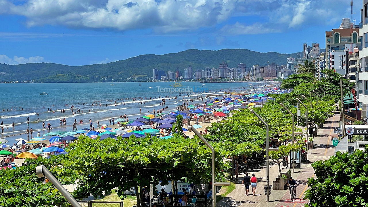 Apartamento para aluguel de temporada em Itapema (Meia Praia)