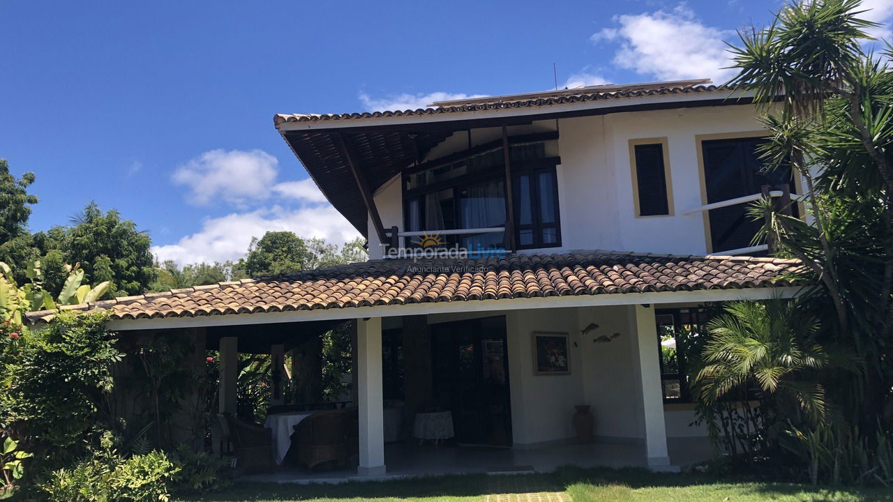 Casa para aluguel de temporada em Camaçari (Monte Gordo Guarajuba)
