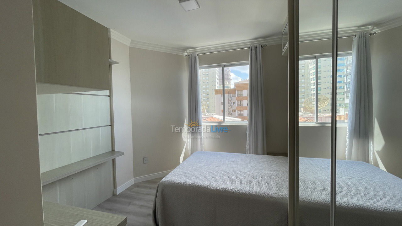 Apartamento para alquiler de vacaciones em Itapema (Meia Praia Frente Mar)