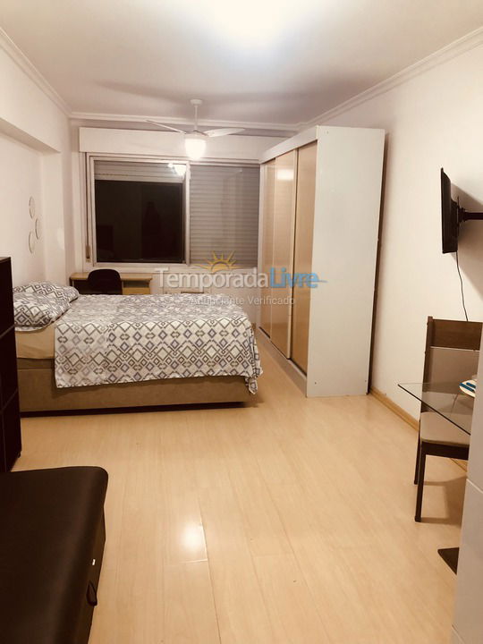 Apartamento para aluguel de temporada em Porto Alegre (Centro Histórico)