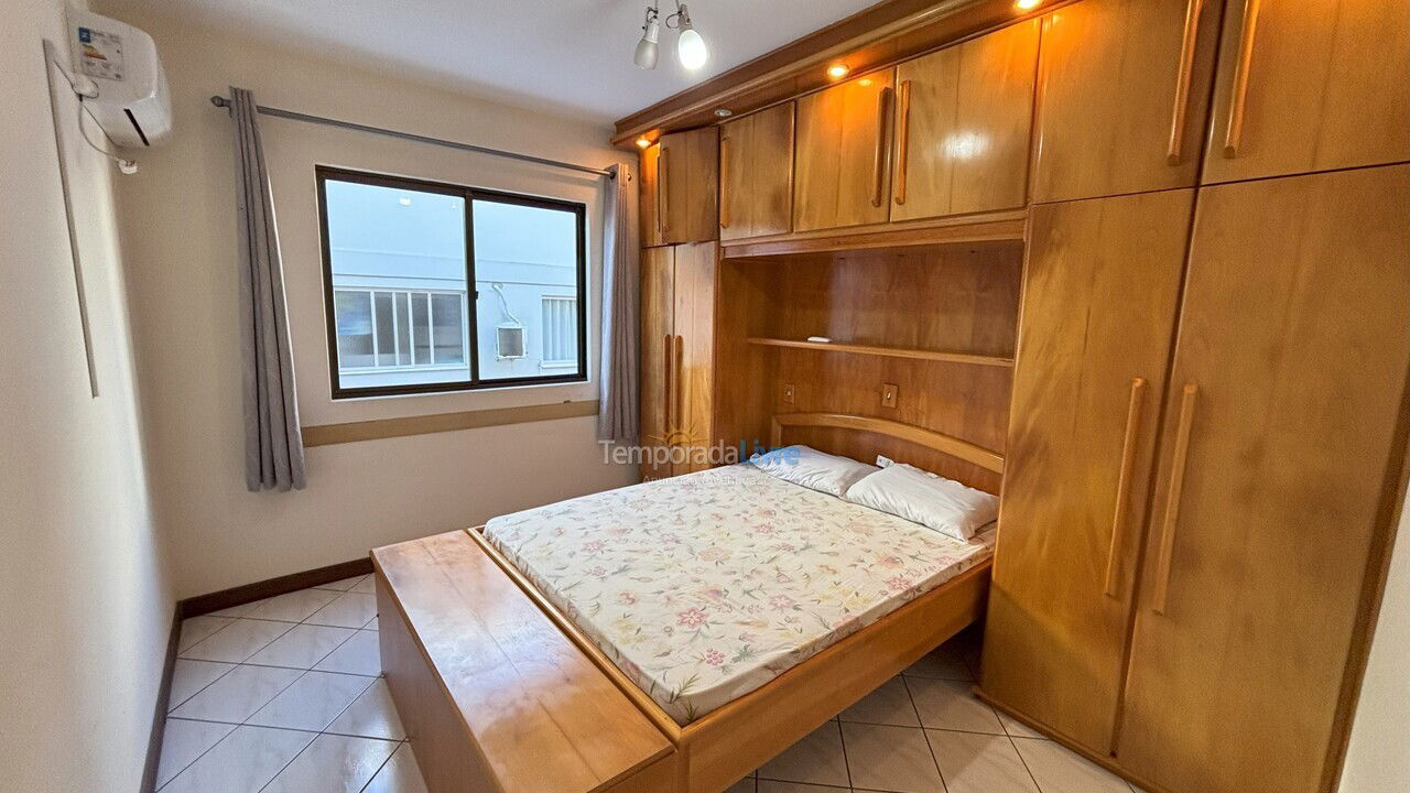 Apartment for vacation rental in Bombinhas (Praia de Bombas)