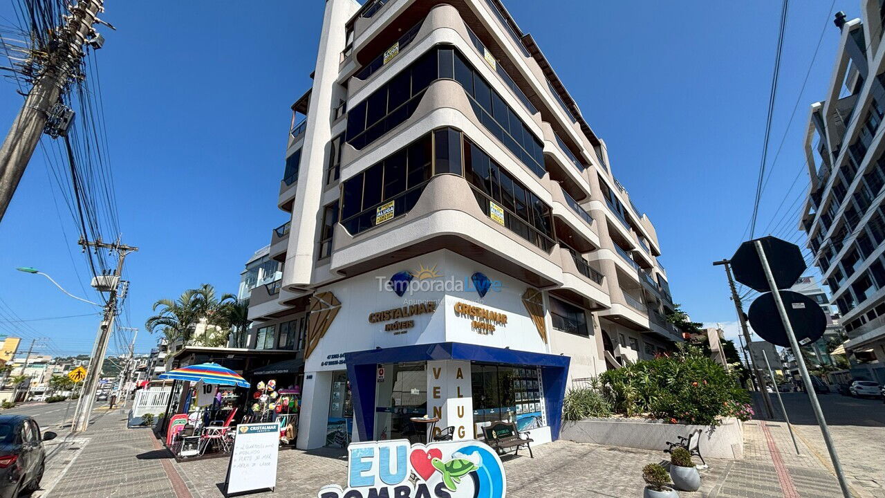 Apartment for vacation rental in Bombinhas (Praia de Bombas)
