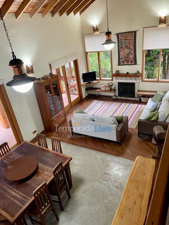 Casa para aluguel de temporada em Campos do Jordão (Descansopolis)