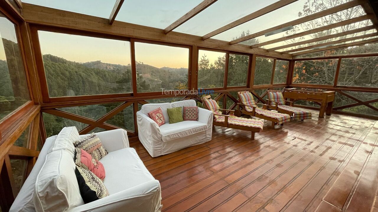Casa para aluguel de temporada em Campos do Jordão (Descansopolis)