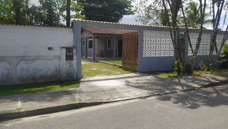Aluga-se casa em Bertioga Jardim Índia