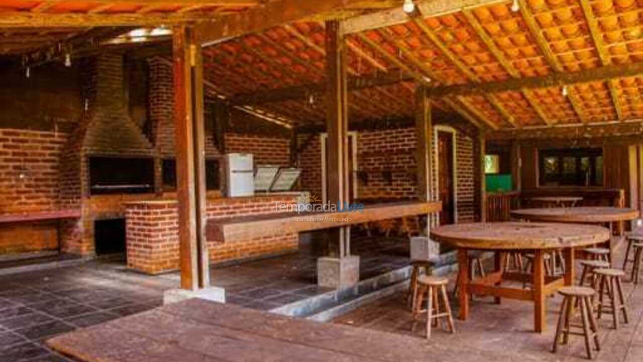 Chácara / sítio para aluguel de temporada em Itapecerica da Serra (Itapecerica da Serra)