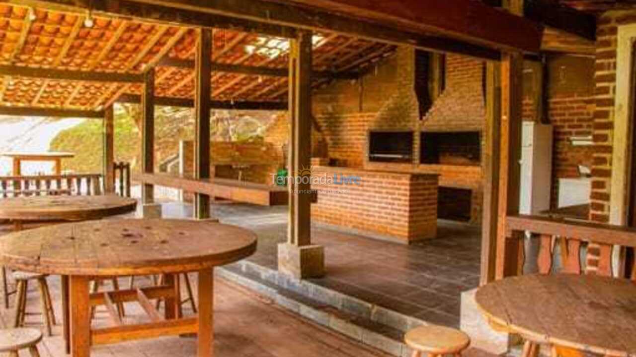 Chácara / sítio para aluguel de temporada em Itapecerica da Serra (Itapecerica da Serra)