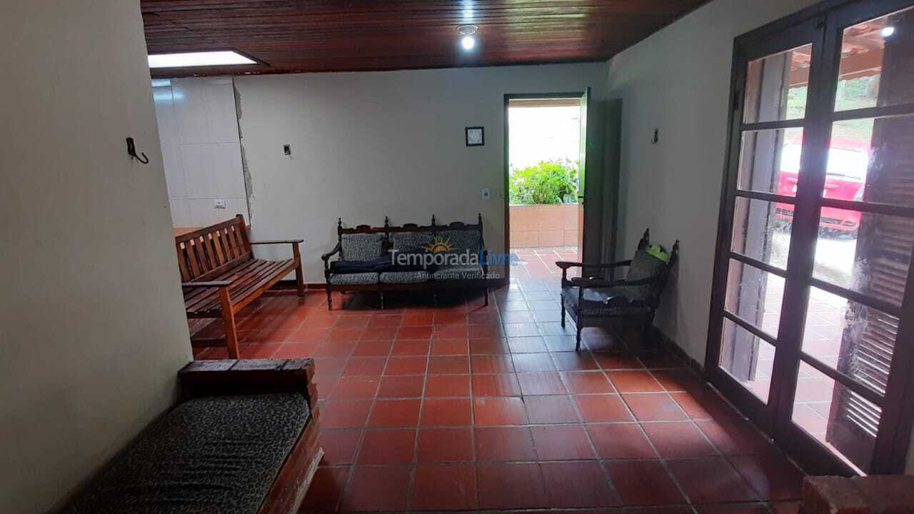 Chácara / sítio para aluguel de temporada em Itapecerica da Serra (Itapecerica da Serra)
