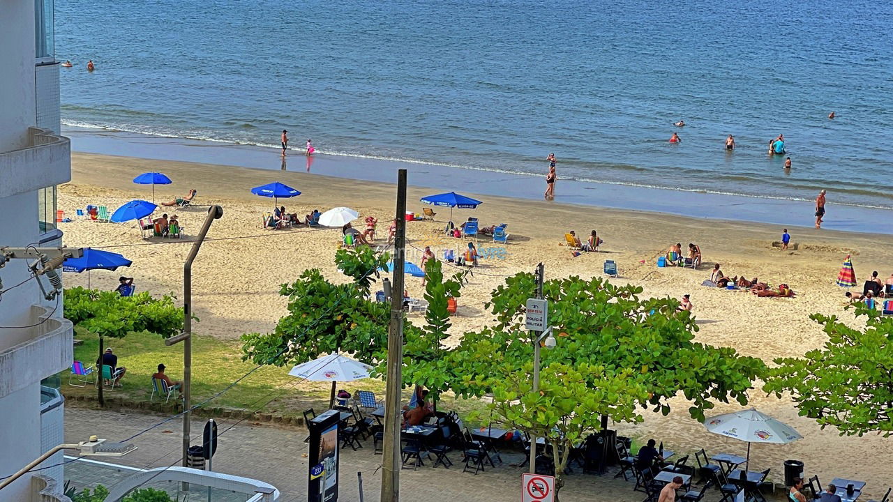 Apartment for vacation rental in Itapema (Meia Praia Quadra do Mar)