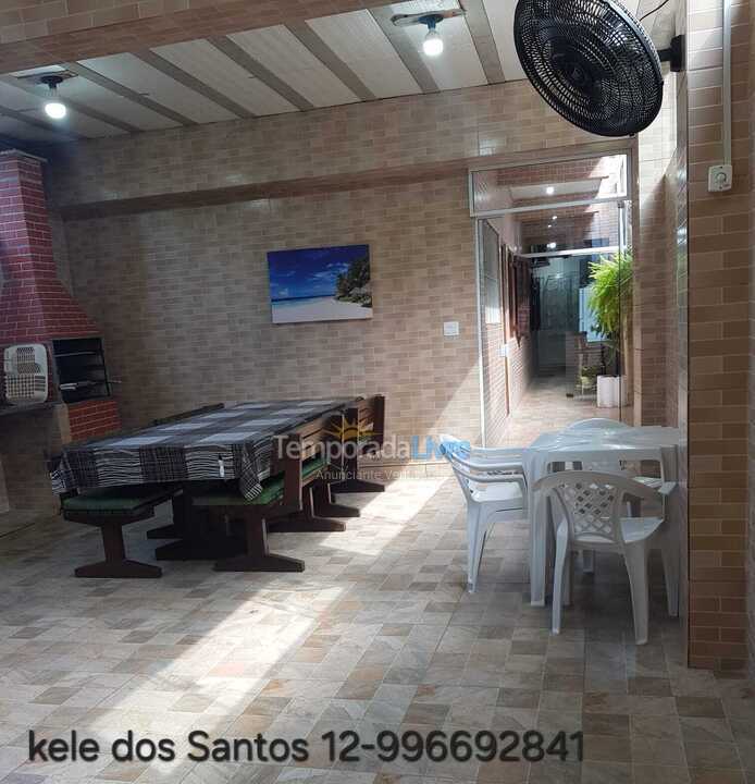 House for vacation rental in Ubatuba (Praia das Toninhas)
