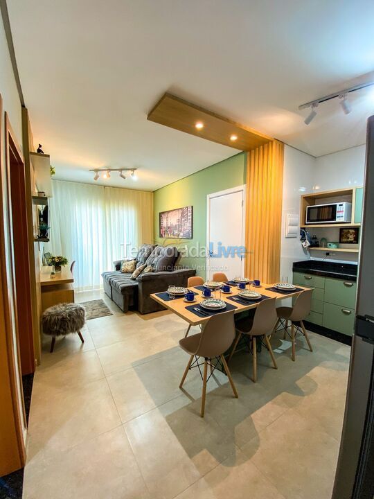 Apartment for vacation rental in Balneário Piçarras (Itacolomi)