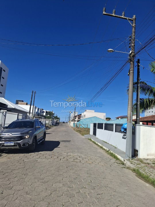 Apartment for vacation rental in Balneário Piçarras (Itacolomi)