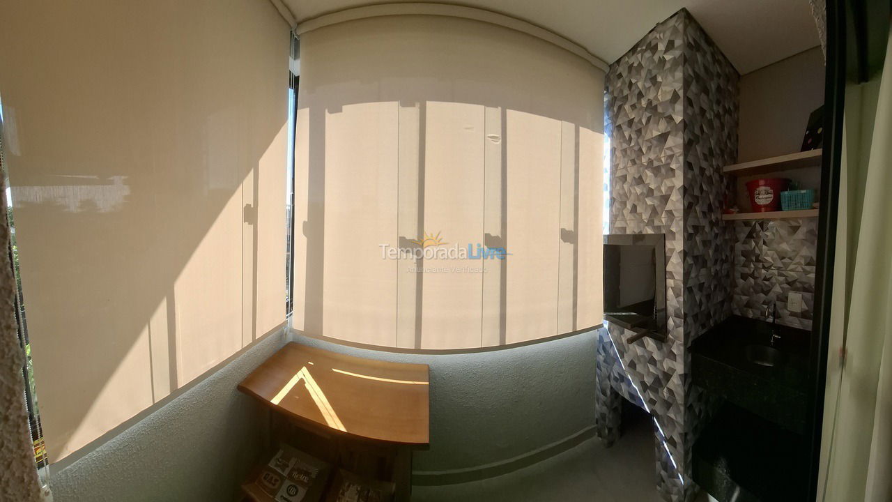 Apartment for vacation rental in Balneário Piçarras (Itacolomi)