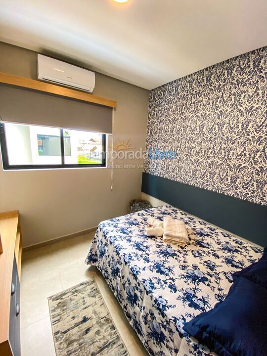 Apartment for vacation rental in Balneário Piçarras (Itacolomi)