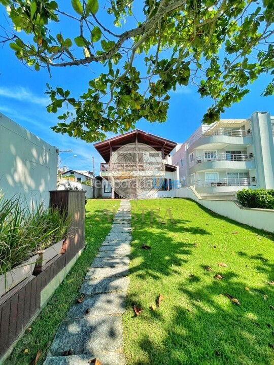House for vacation rental in Bombinhas (Praia de Bombinhas)
