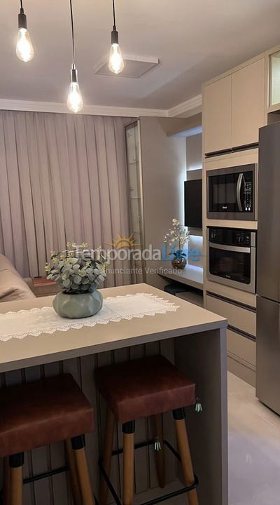 Apartamento para aluguel de temporada em Balneário Camboriú (Barra Norte)